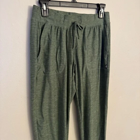 Women's Skechers Go Walk lightweight soft brushed joggers olive green pockets - Picture 6 of 13